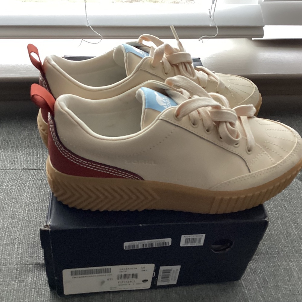 SOREL Ona Ave Waterproof Low Top Sneaker (Women) 10M - Picture 3 of 10